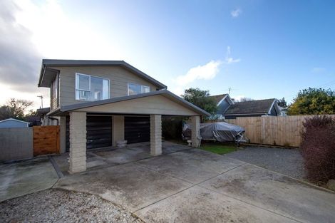 Photo of property in 56 Effingham Street, North New Brighton, Christchurch, 8083