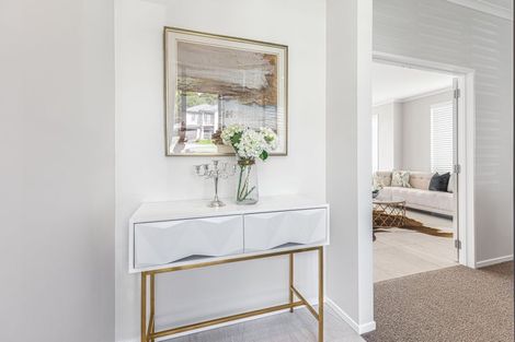 Photo of property in 44 Mackay Drive, Greenhithe, Auckland, 0632