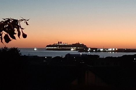 Photo of property in 128 Evans Street, Waimataitai, Timaru, 7910