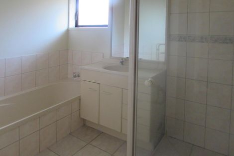 Photo of property in 60 Dominion Road, Papakura, 2110