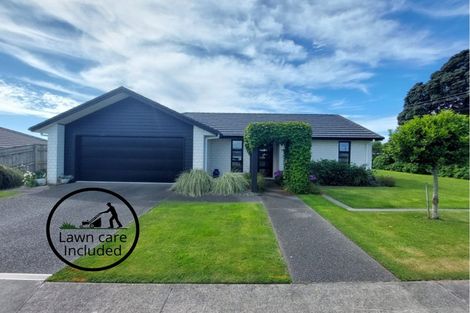 Photo of property in 2 Waitaha Place, Bell Block, New Plymouth, 4312