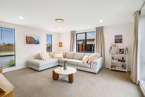 Photo of property in 10 Lewis Crescent, Rolleston, 7614