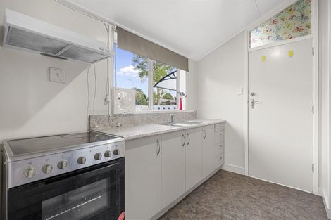 Photo of property in 1 Elm Street, Waiuku, 2123