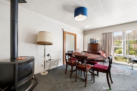 Photo of property in 105 Churchill Drive, Crofton Downs, Wellington, 6035