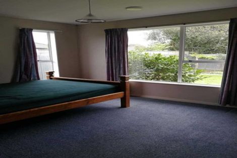 Photo of property in 22 Mckellar Place, Hornby, Christchurch, 8042