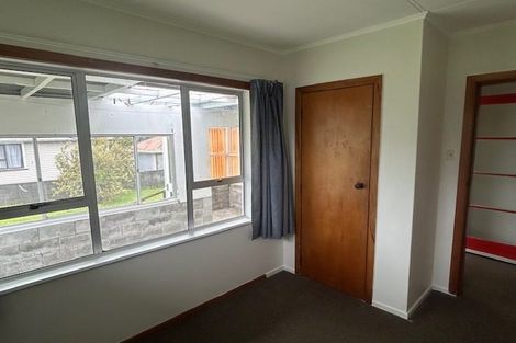 Photo of property in 16 Harris Street, Waitara, 4320