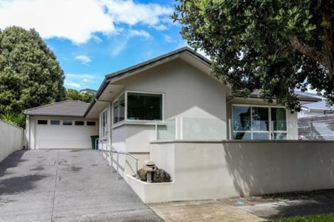 Photo of property in 67 Whiteley Street, Moturoa, New Plymouth, 4310
