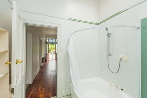 Photo of property in 25 Mason Terrace, Gonville, Whanganui, 4501