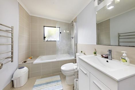 Photo of property in 9 Donegal Street, Avondale, Auckland, 0600