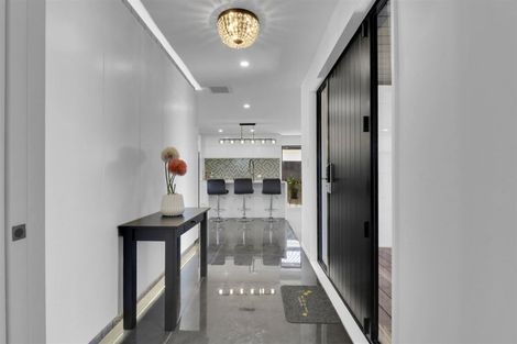 Photo of property in 7 Sanders Way, Rolleston, 7614