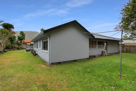 Photo of property in 17 Edward Payton Grove, Pukehangi, Rotorua, 3015