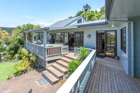 Photo of property in 16 Gregory Lane, Whangamata, 3691