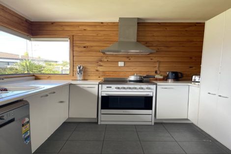 Photo of property in 19 Dana Place, Somerville, Auckland, 2014