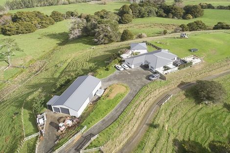 Photo of property in 17a Rapson Road, Kaukapakapa, 0871