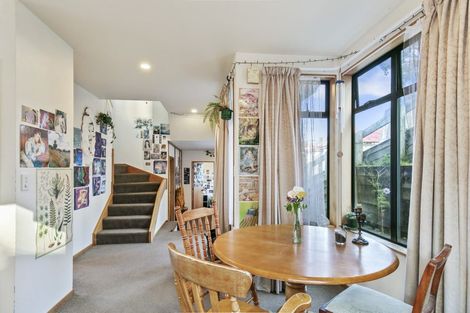 Photo of property in 45 Devon Street, Aro Valley, Wellington, 6021