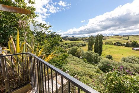 Photo of property in 27 Robertshawe Crescent, Dannevirke, 4930