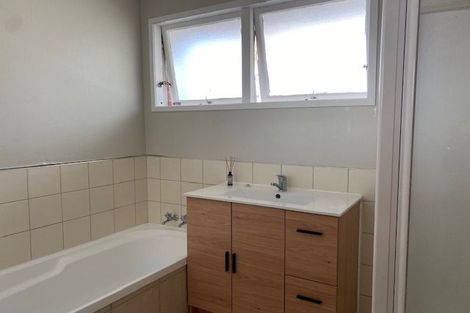 Photo of property in 7 The Crest, Sunnyhills, Auckland, 2010