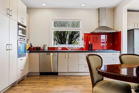 Photo of property in 2 Galway Avenue, Bryndwr, Christchurch, 8052