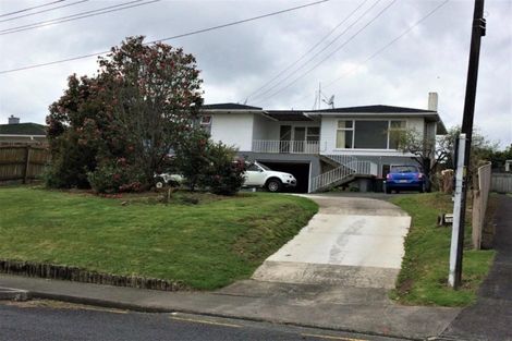 Photo of property in 26 Ray Small Drive, Papakura, 2110