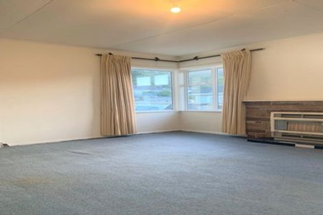 Photo of property in 40 Karaka Street, Wainuiomata, Lower Hutt, 5014