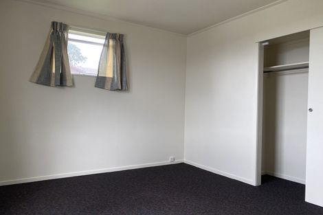 Photo of property in 18 Malmo Place, Massey, Auckland, 0614