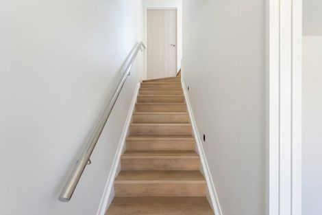 Photo of property in 23b Crosby Road, West Harbour, Auckland, 0618