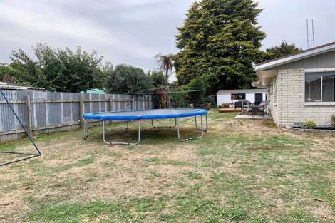 Photo of property in 317 Shakespeare Street, Leamington, Cambridge, 3432