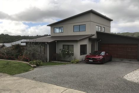 Photo of property in 77 Te Puia Drive, Aotea, Porirua, 5024