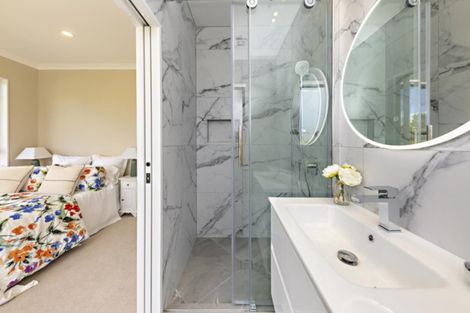 Photo of property in 37 Papareia Road, Karaka, Papakura, 2113