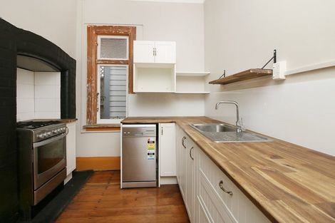 Photo of property in 17 Kingswood Street, Takaro, Palmerston North, 4412