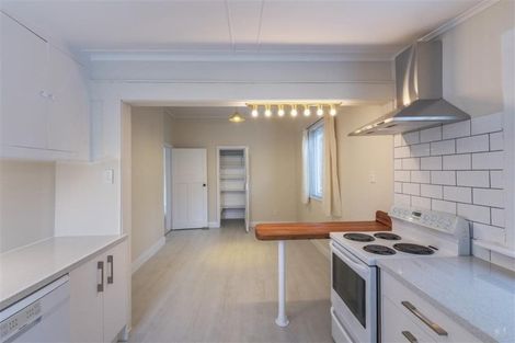 Photo of property in 10 Rimu Road, Kelburn, Wellington, 6012