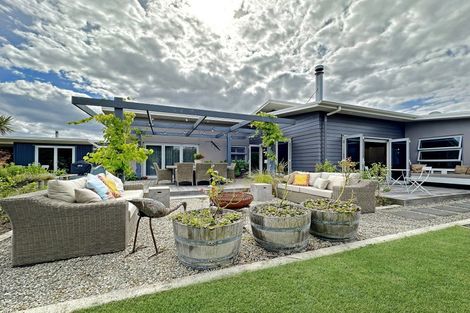 Photo of property in 123 Lisland Drive, Kinloch, Taupo, 3377