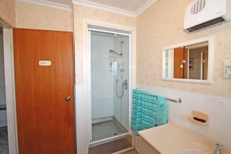 Photo of property in 67 Nevada Drive, Merrilands, New Plymouth, 4312