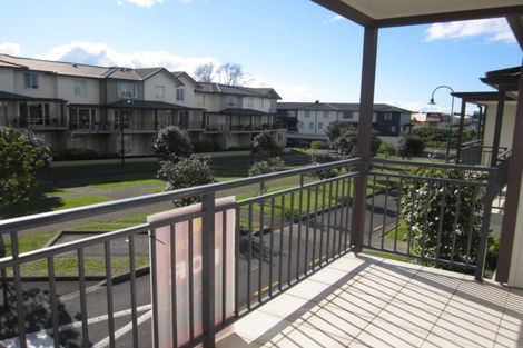 Photo of property in 5/23 Opito Way, East Tamaki, Auckland, 2013