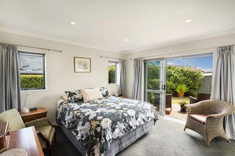 Photo of property in 3 Caterer Lane, Paraparaumu, 5032