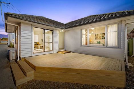 Photo of property in 5d Norval Road, Henderson, Auckland, 0610