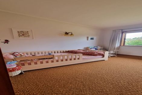 Photo of property in 15 Dawnhaven Drive, Te Atatu Peninsula, Auckland, 0610