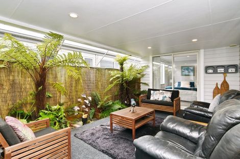 Photo of property in 26 Pounamu Place, Pegasus, 7612