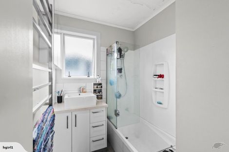 Photo of property in 230 Triangle Road, Massey, Auckland, 0614