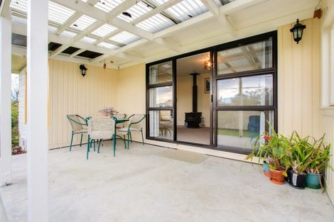 Photo of property in 220 Lumsden Place, Akina, Hastings, 4122