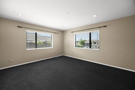 Photo of property in 12 Te Ironui Place, Huntington, Hamilton, 3210