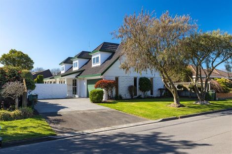 Photo of property in 5 Rubens Place, Burnside, Christchurch, 8053