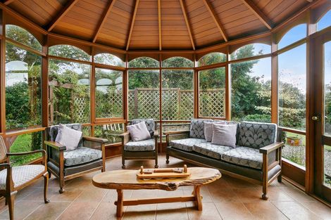 Photo of property in 261 Shakespeare Street, Leamington, Cambridge, 3432