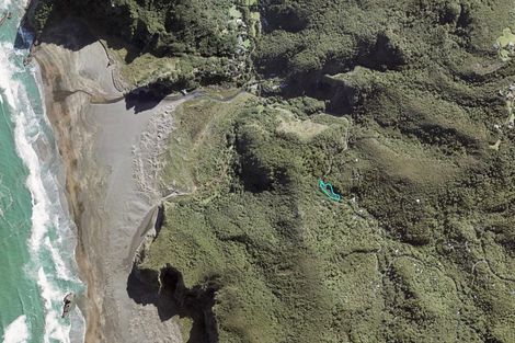 Photo of property in 40 Lone Kauri Road, Karekare, New Lynn, 0772