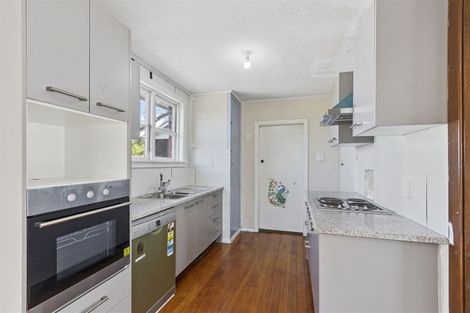 Photo of property in 51 Hooker Avenue, Bryndwr, Christchurch, 8053