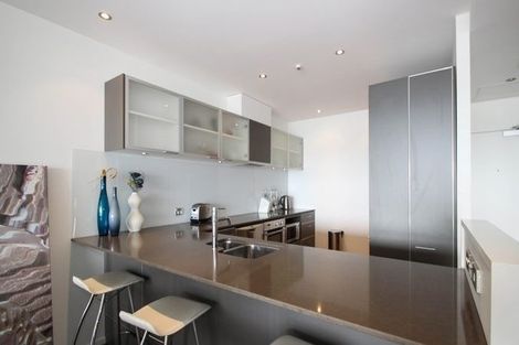 Photo of property in 207/7 Humber Street, Pandora, Napier, 4110