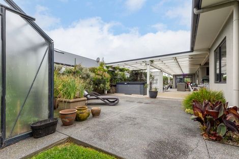 Photo of property in 4 Barbaras Way, Waikanae Beach, Waikanae, 5036