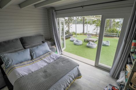 Photo of property in 435 Heatley Road, Whakapirau, 0583