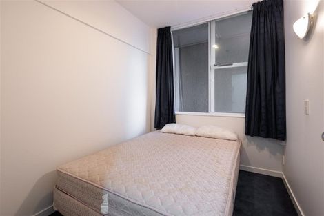 Photo of property in Terrace Tower Apartments, 1a/126 The Terrace, Wellington Central, Wellington, 6011