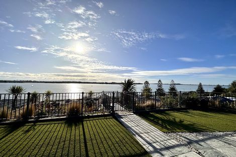 Photo of property in 42 Main Road, Mount Pleasant, Christchurch, 8081